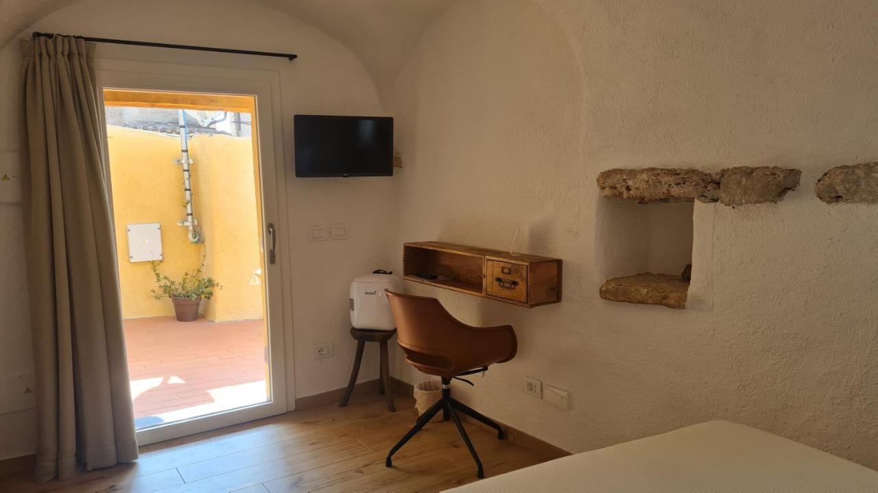 Federico II - Rooms And Breakfast Borgio Verezzi Eksteriør bilde