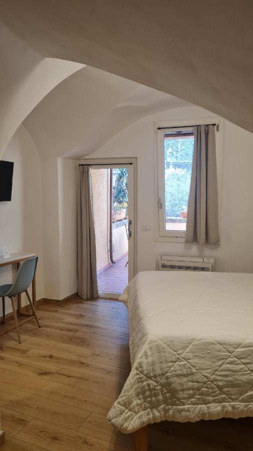 Federico II - Rooms And Breakfast Borgio Verezzi Eksteriør bilde