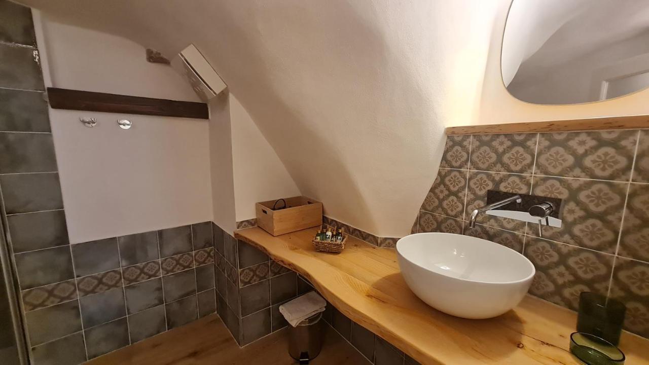 Federico II - Rooms And Breakfast Borgio Verezzi Eksteriør bilde